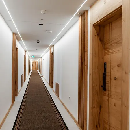 Mraz - Zlatni Javor アパート